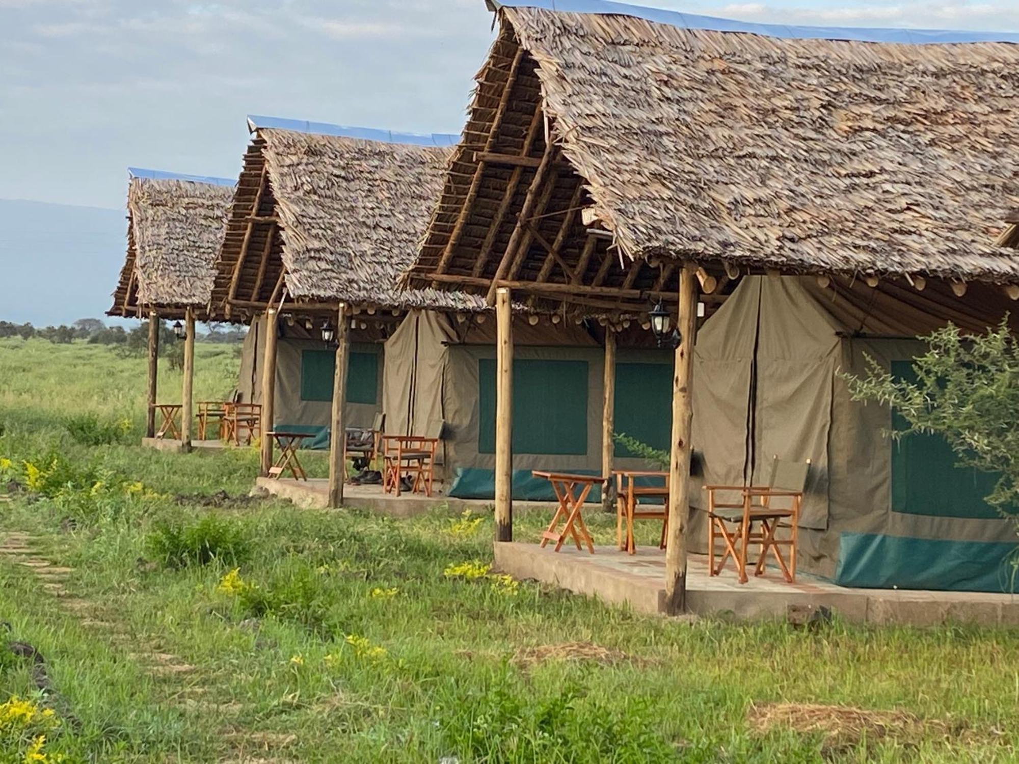 Amboseli Discovery Camp Ngoại thất bức ảnh