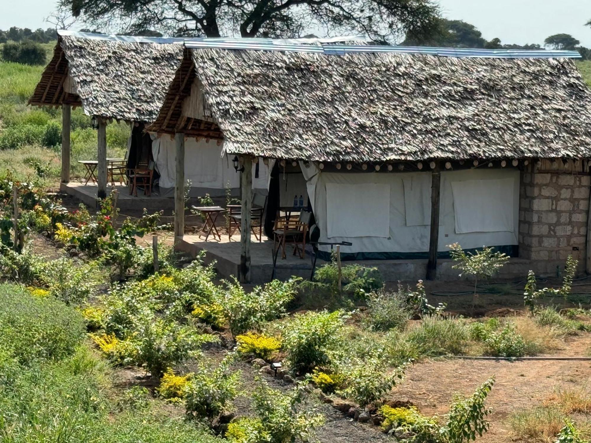 Amboseli Discovery Camp Ngoại thất bức ảnh